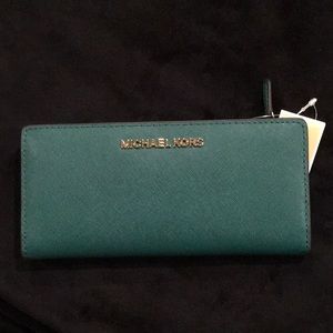 Michael Kors Jet Set Wallet